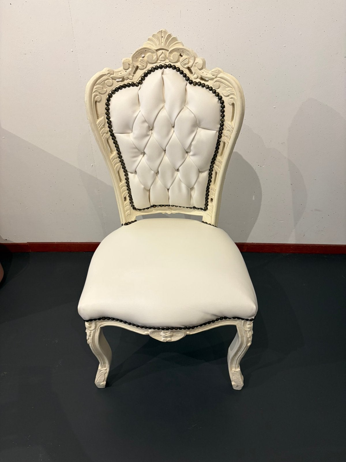Witte barok stoel met hoge rugleuning, Antiek en Kunst, Ophalen