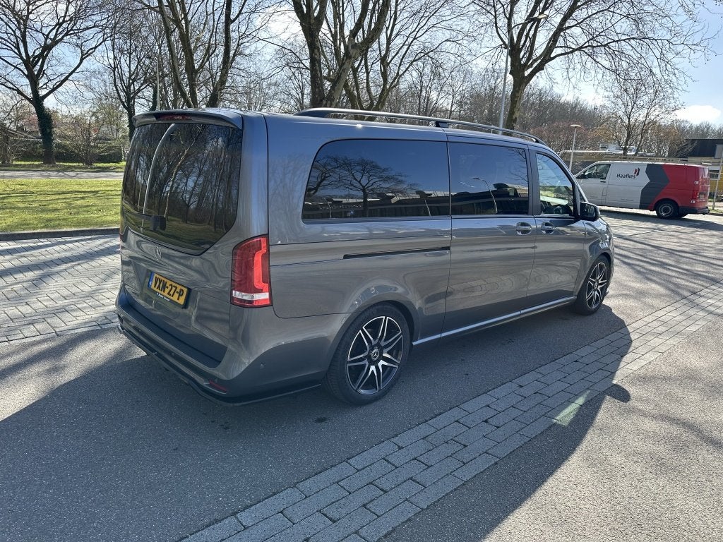 Mercedes-Benz V-Klasse 300d EL.DC AMG Pakket (bj 2023), Gebruikt, 4 cilinders, Bedrijf, Diesel