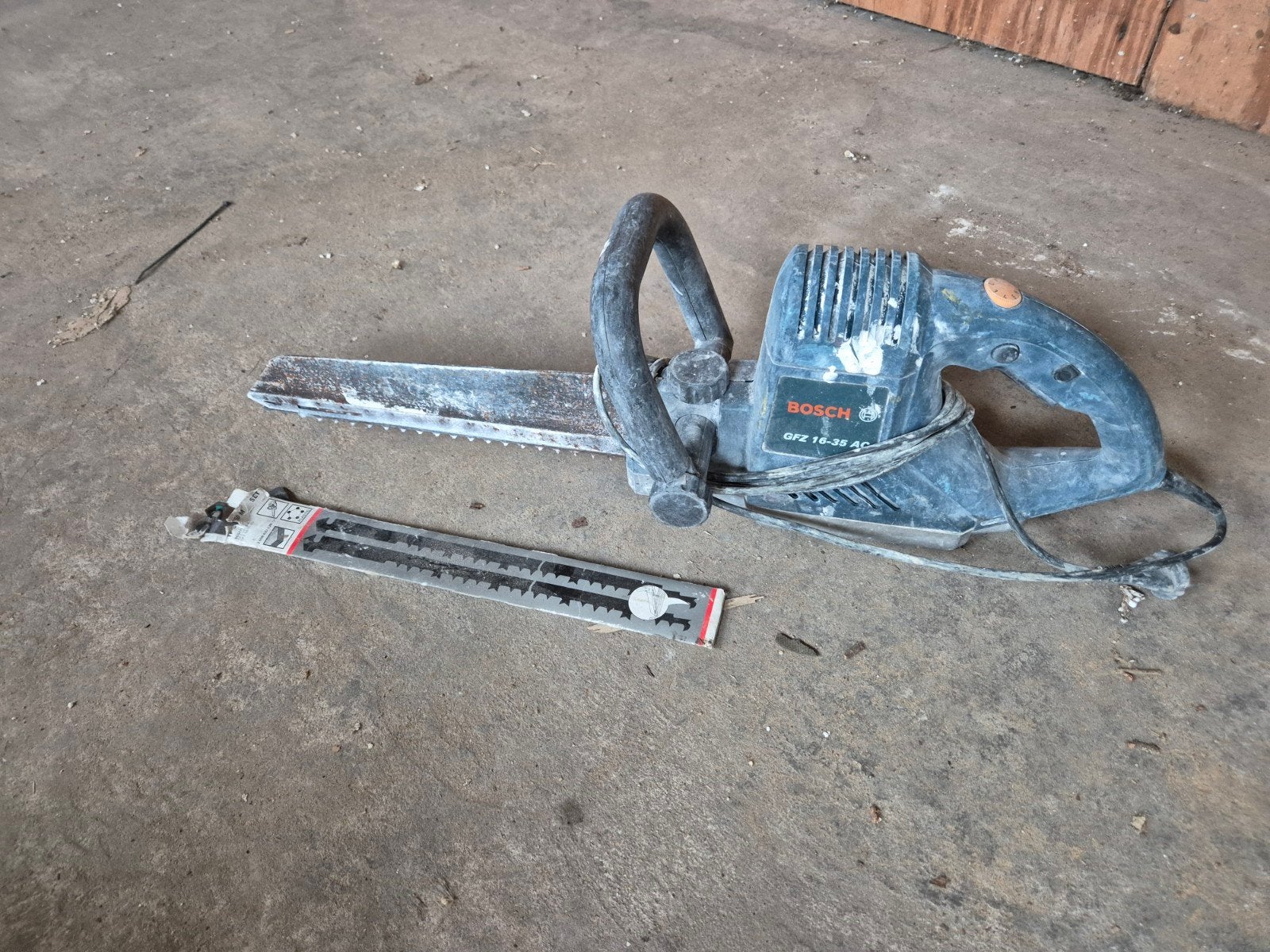 Bosch GFZ 16-35 AC Reciprozaag - Gebruikt, Doe-het-zelf en Verbouw, Gereedschap | Zaagmachines, Ophalen, Gebruikt, 70 mm of meer