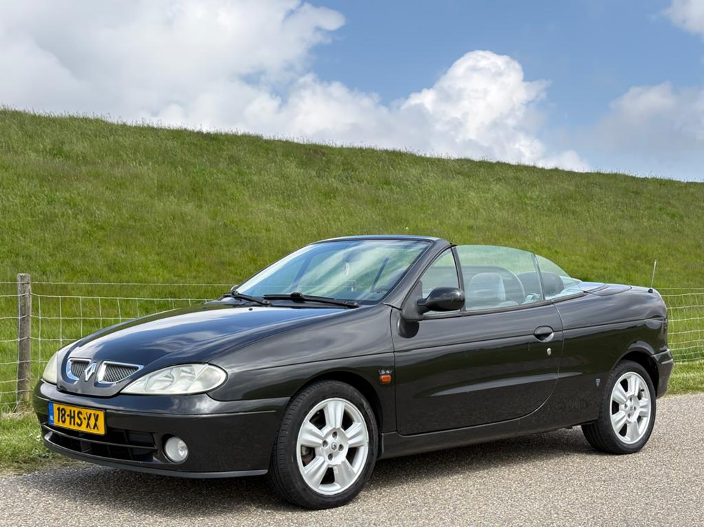 Renault Mégane 1.6 16V Cabriolet Zwart | Nieuwe apk | pdc!!, Auto's, Renault, Bedrijf, Te koop, Mégane, ABS, Airbags, Airconditioning