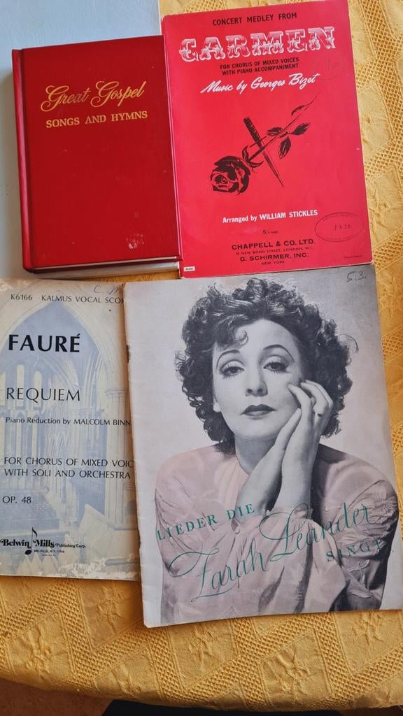 5 Bladmuziek voor Zang: Carmen, Gospel, Fauré, Leander, Gebruikt, Klassiek, Ophalen of Verzenden, Koor