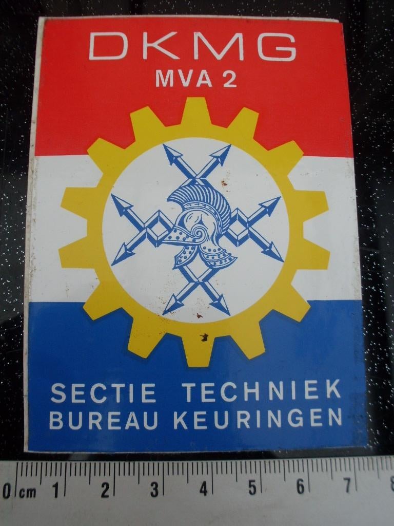 sticker dkmg mva 2 sectie techniek bureau keuringen embleem, Verzamelen, Stickers, Zo goed als nieuw, Bedrijf of Vereniging, Verzenden