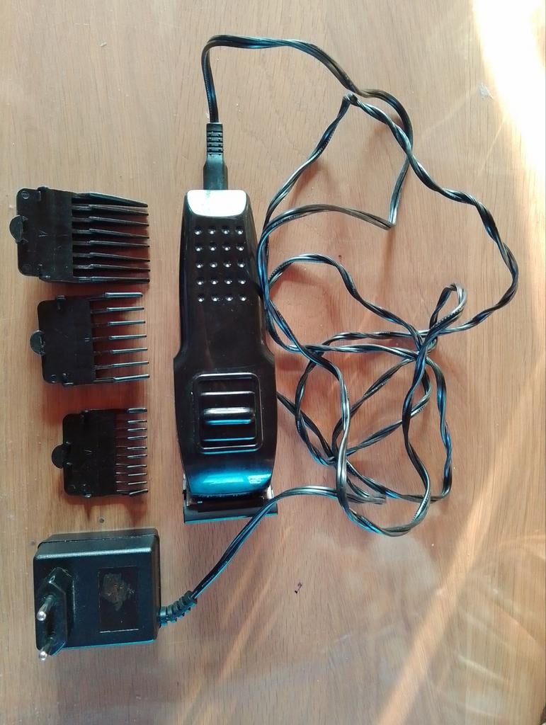 Tondeuse met opzetstukken, Ophalen of Verzenden, Gebruikt, Scheren en Epileren