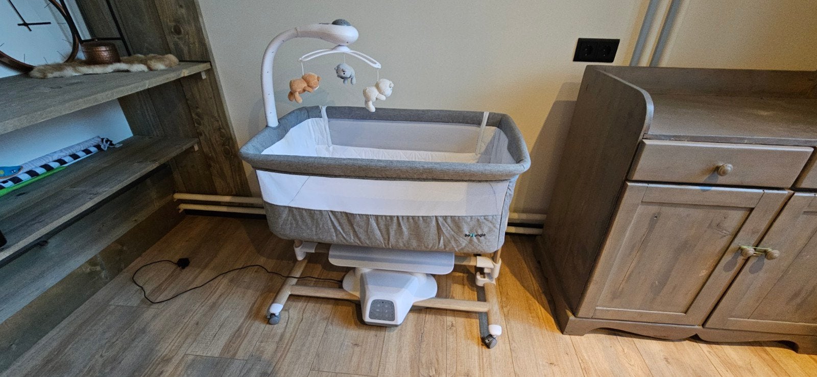 Bo Jungle Automatische Wieg & Cosleeper (reflux), Ophalen, Zo goed als nieuw, Wieg