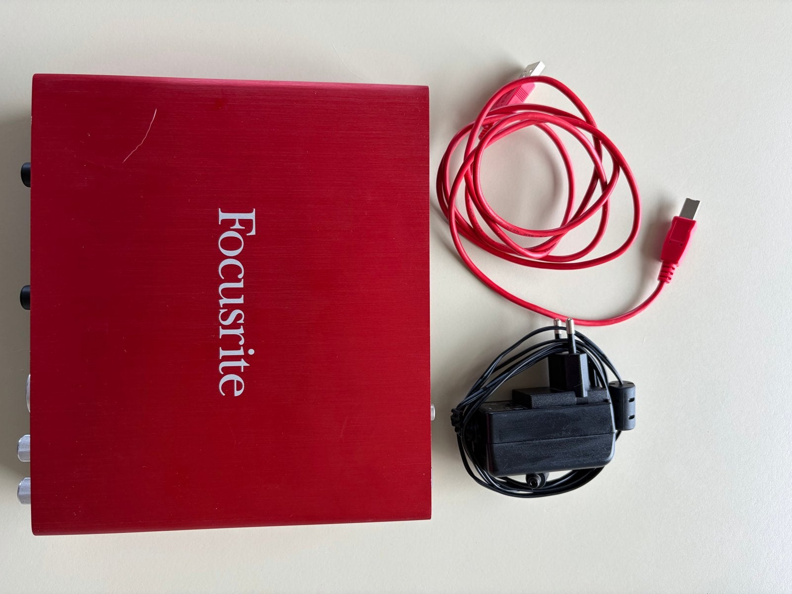 Focusrite Scarlett 6i6 2nd Gen Audio Interface, Ophalen of Verzenden, Zo goed als nieuw