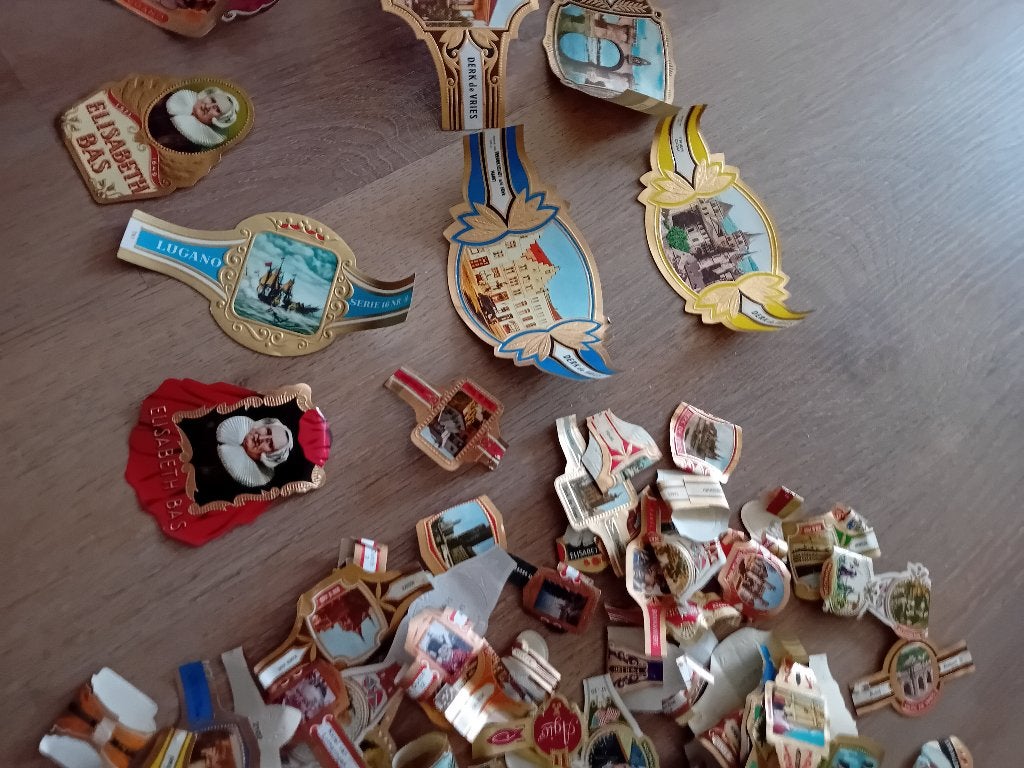 sigaren bandjes grote partij, Ophalen of Verzenden, Gebruikt, Sigarenbandjes