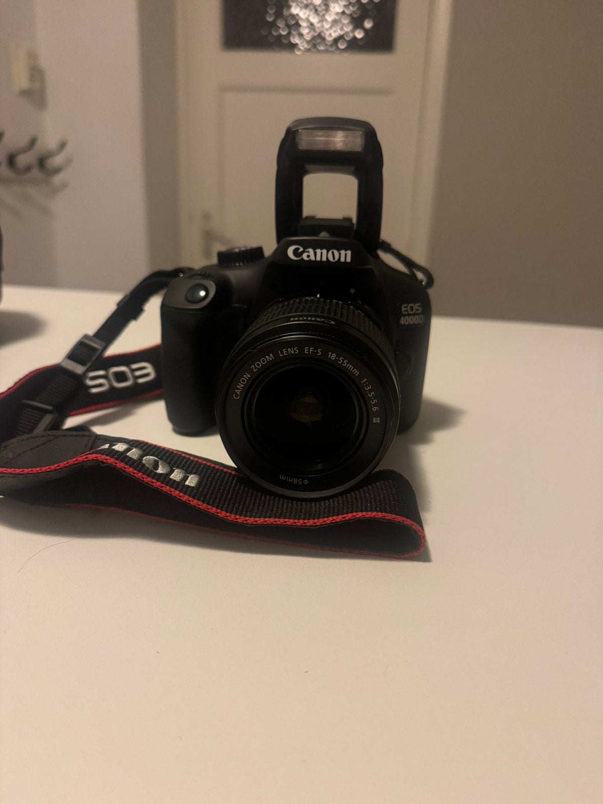 Canon EOS 4000D + 18-55mm lens, Ophalen of Verzenden, Zo goed als nieuw, Spiegelreflex, Canon