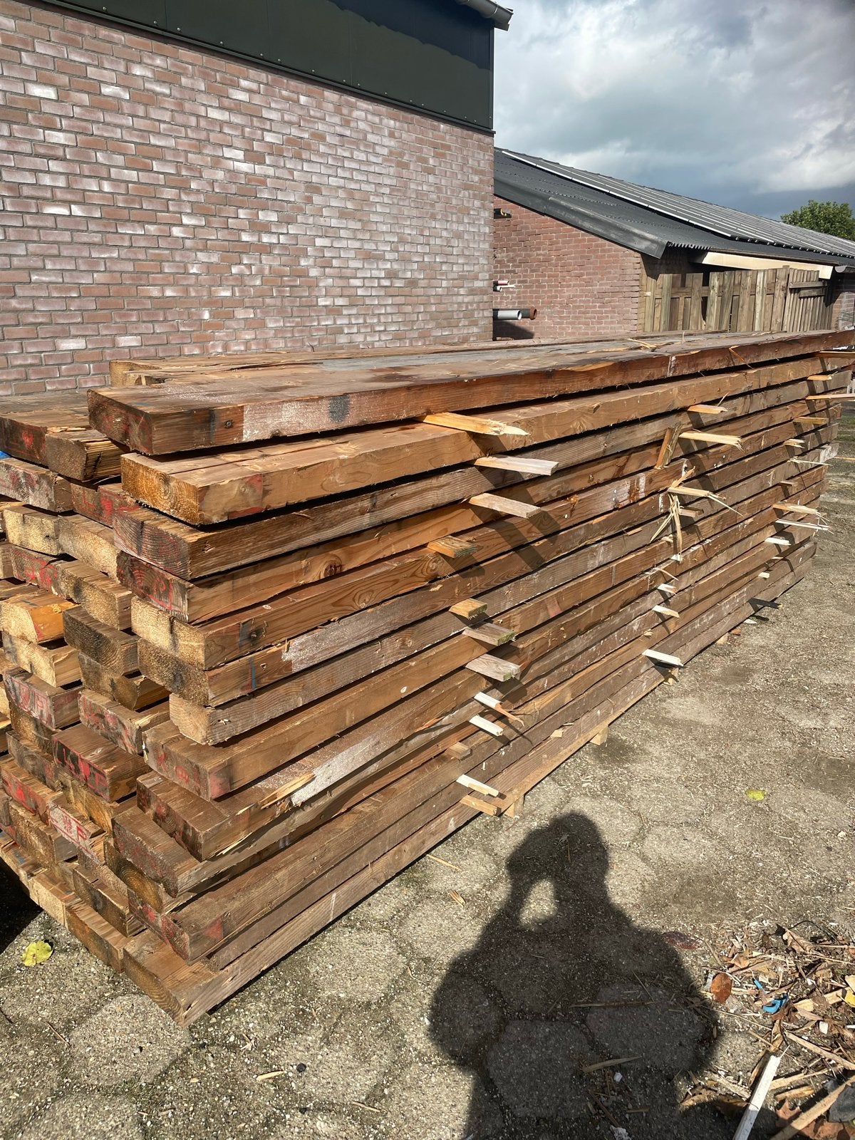 Robuuste houten balken - Diverse lengtes en diktes, Gebruikt, Ophalen of Verzenden, Balk, Overige houtsoorten
