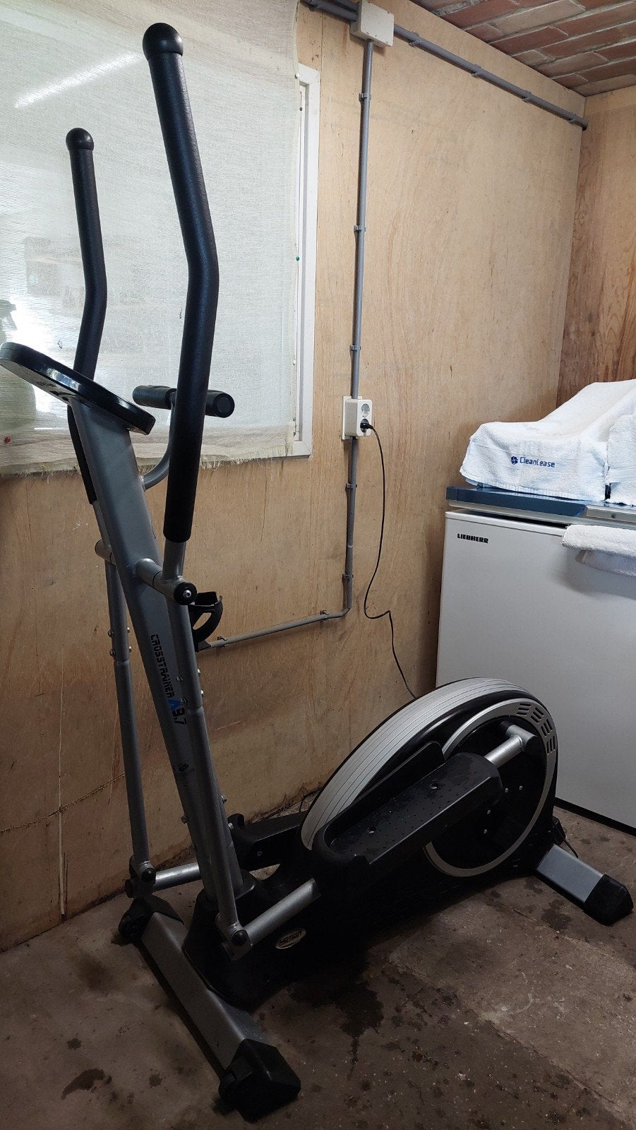 Functionerende Crosstrainer Motion - Ophalen in Voorthuizen, Ophalen, Gebruikt, Crosstrainer