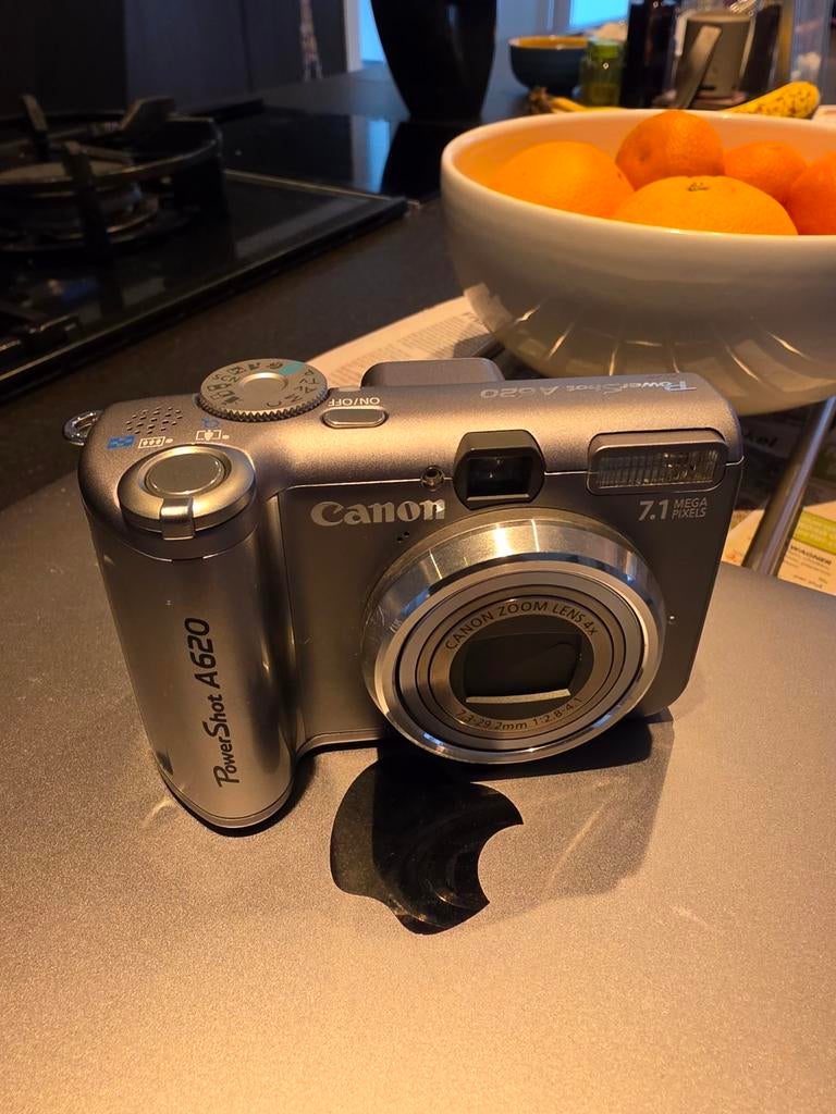 Canon PowerShot A620 7.1メガピクセル ≥ Canon PowerShot A620 - 7.1MP met 128GB kaart — Fotocamera's