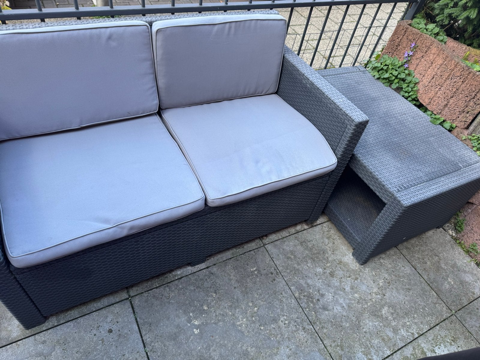 Loungeset met lichte beschadiging aan de tafel, Ophalen, Gebruikt, Loungeset, Wicker