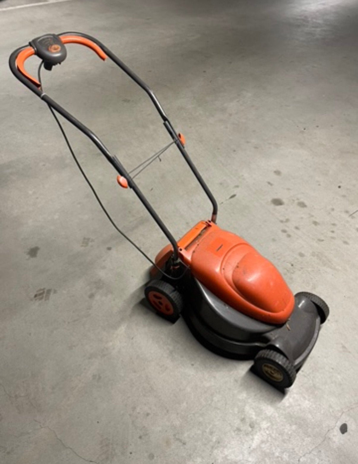 Grasmaaier, Tuin en Terras, Grasmaaiers, Ophalen of Verzenden, Zo goed als nieuw