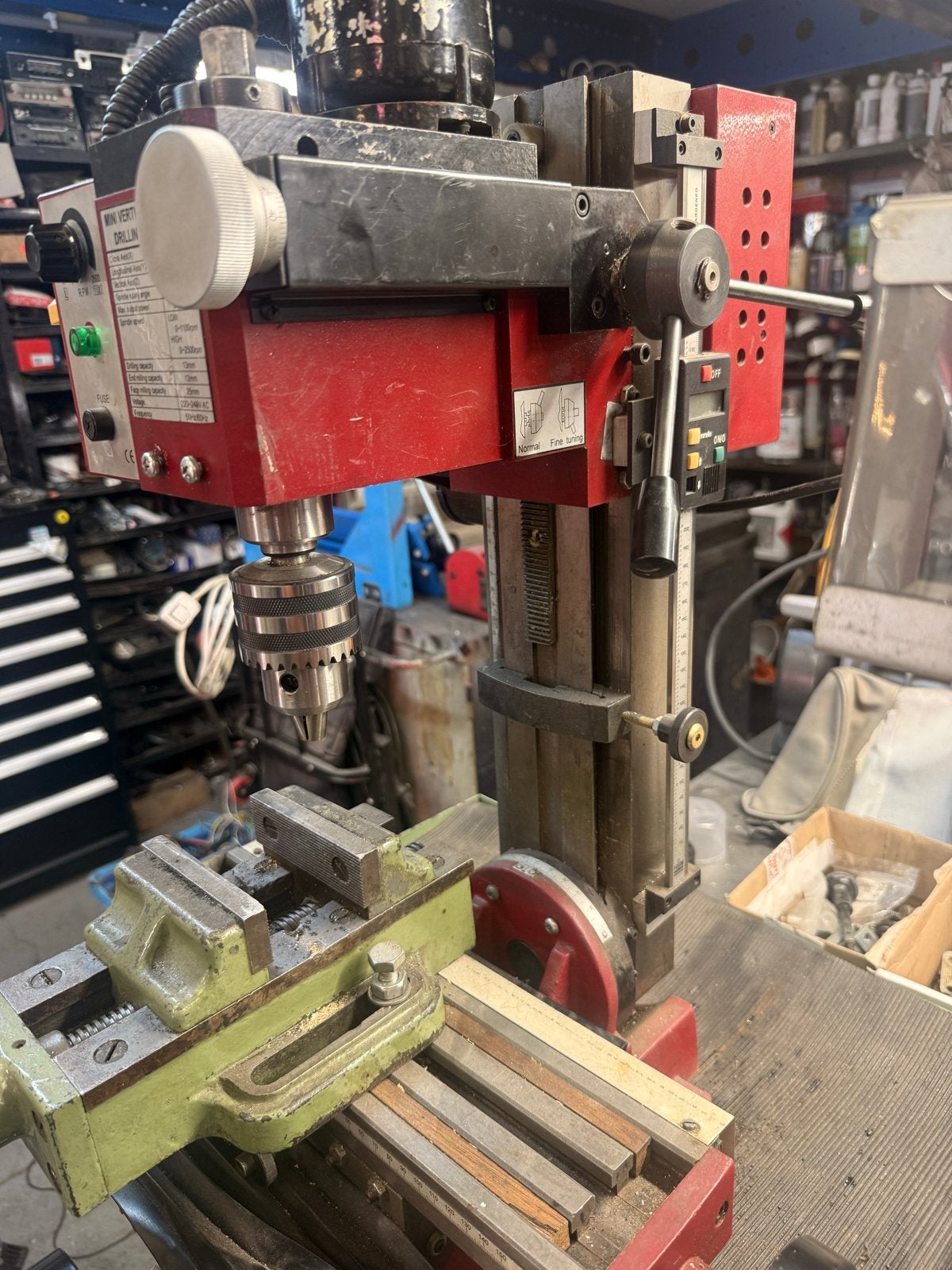 HBM Machines Mini Verticale Boor-/Freesmachine, Ophalen, Gebruikt