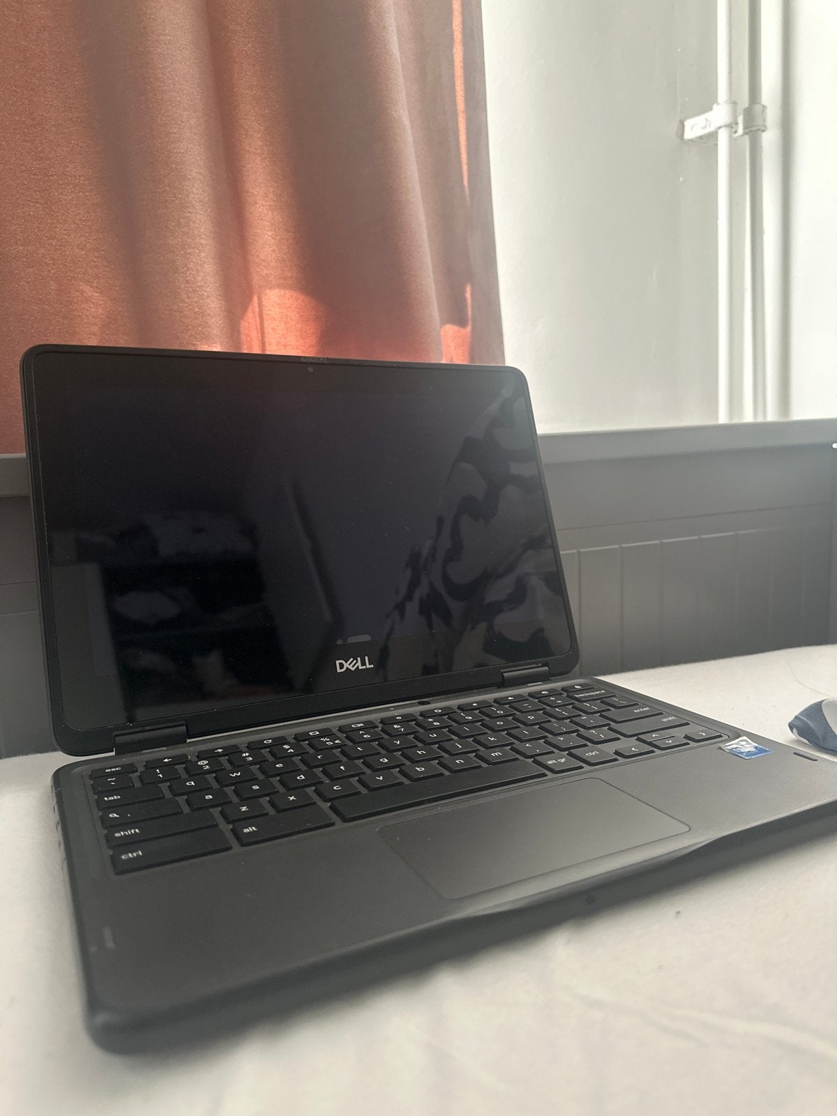 Dell Chromebook 3100 2-in-1 met oplader, Computers en Software, Chromebooks, 4 GB of minder, Qwerty, Touchscreen, Ophalen of Verzenden