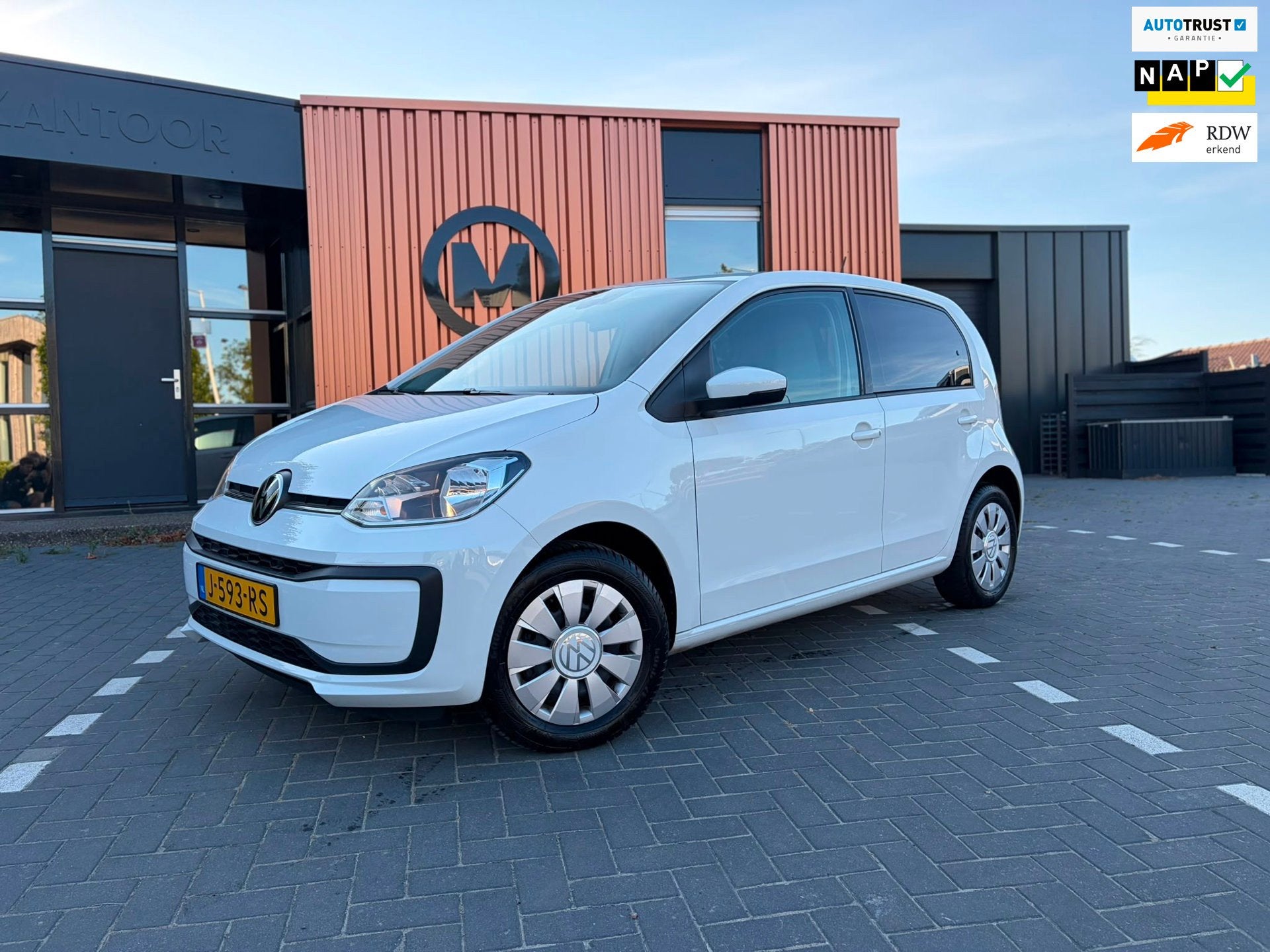 Volkswagen Up! 1.0 BMT move up! Cruis/PDC/Clima, Auto's, Volkswagen, Dealer onderhouden, Stof, Gebruikt, 4 stoelen