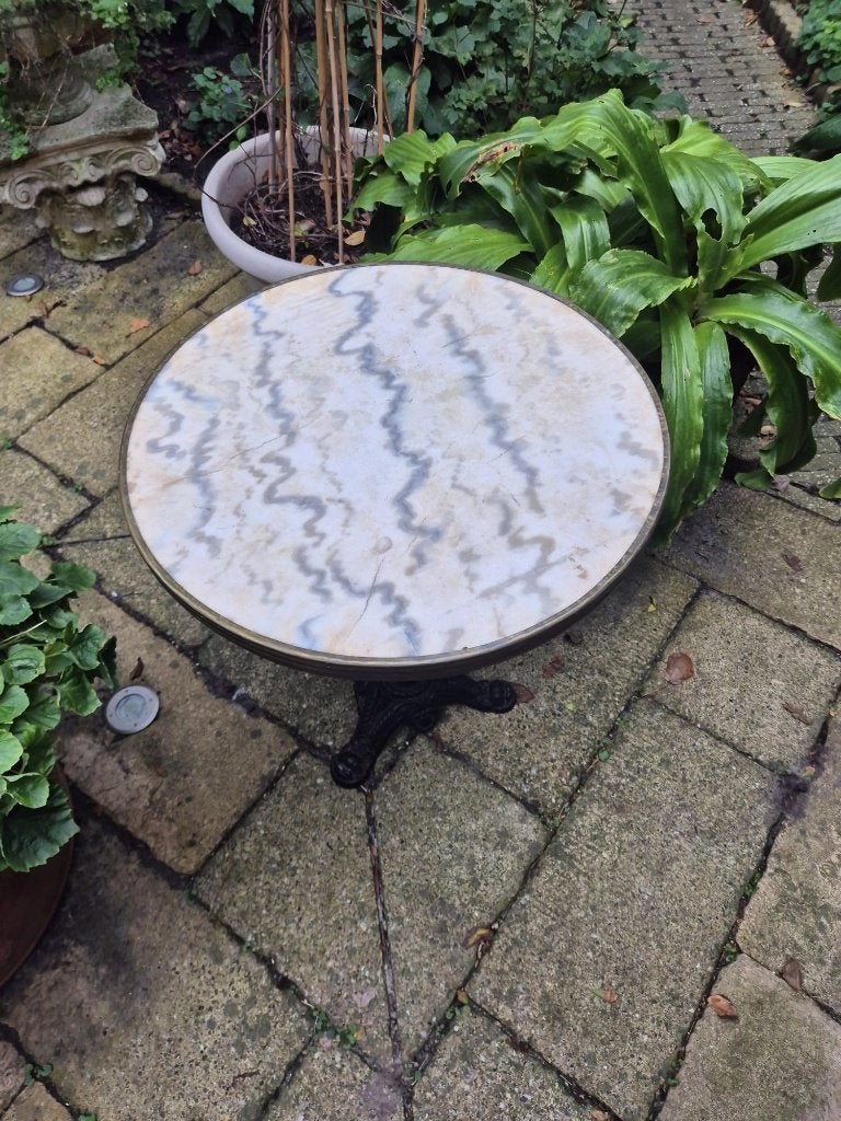 2 bistrotafels marmer – gietijzer & messing, Ophalen, Overige materialen, Gebruikt, Rond