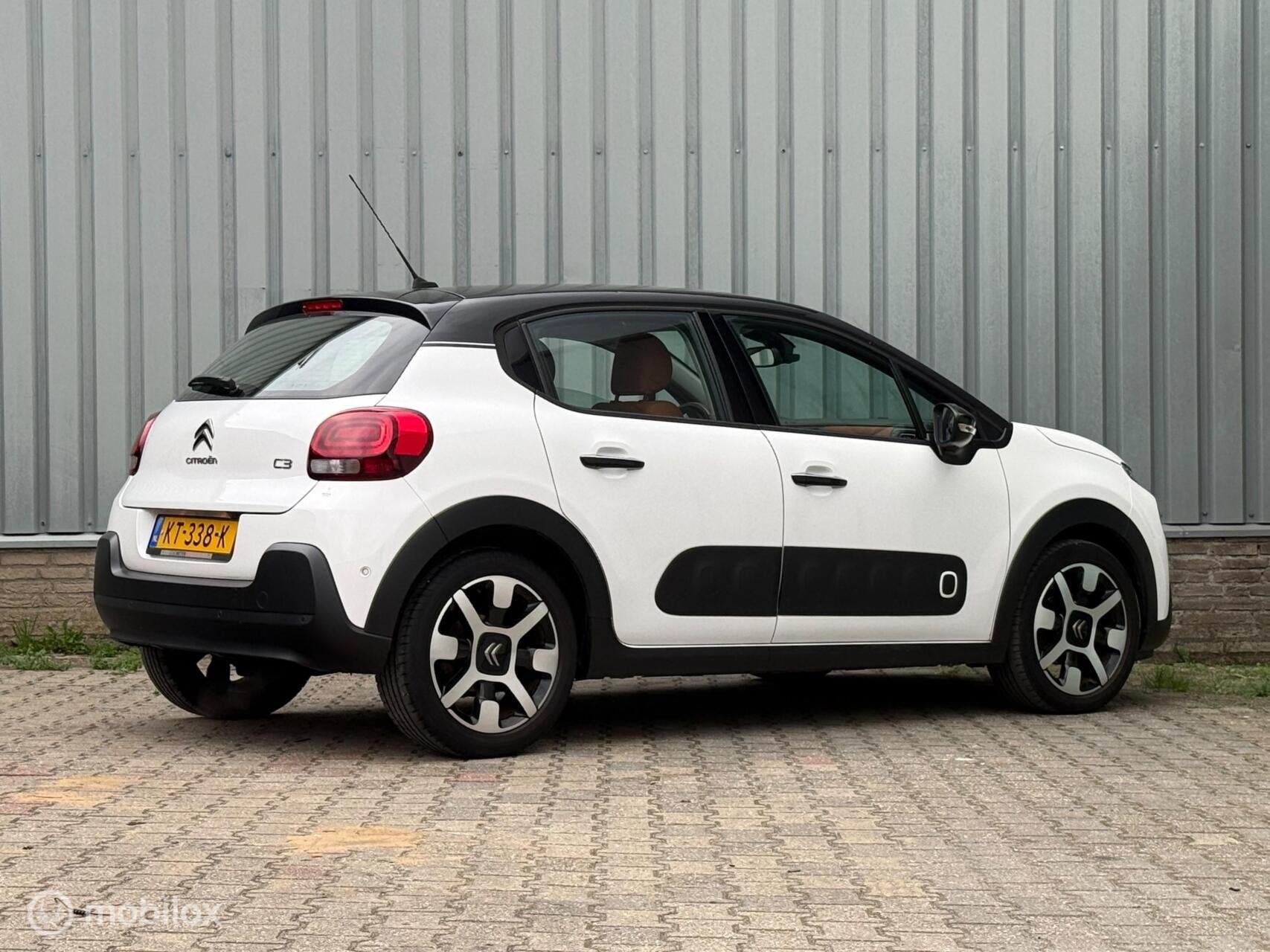 Citroën C3 1.2 Shine| Bruin Leder | Camera | Dodehoek, Auto's, Voorwielaandrijving, 1025 kg, 450 kg, Euro 6