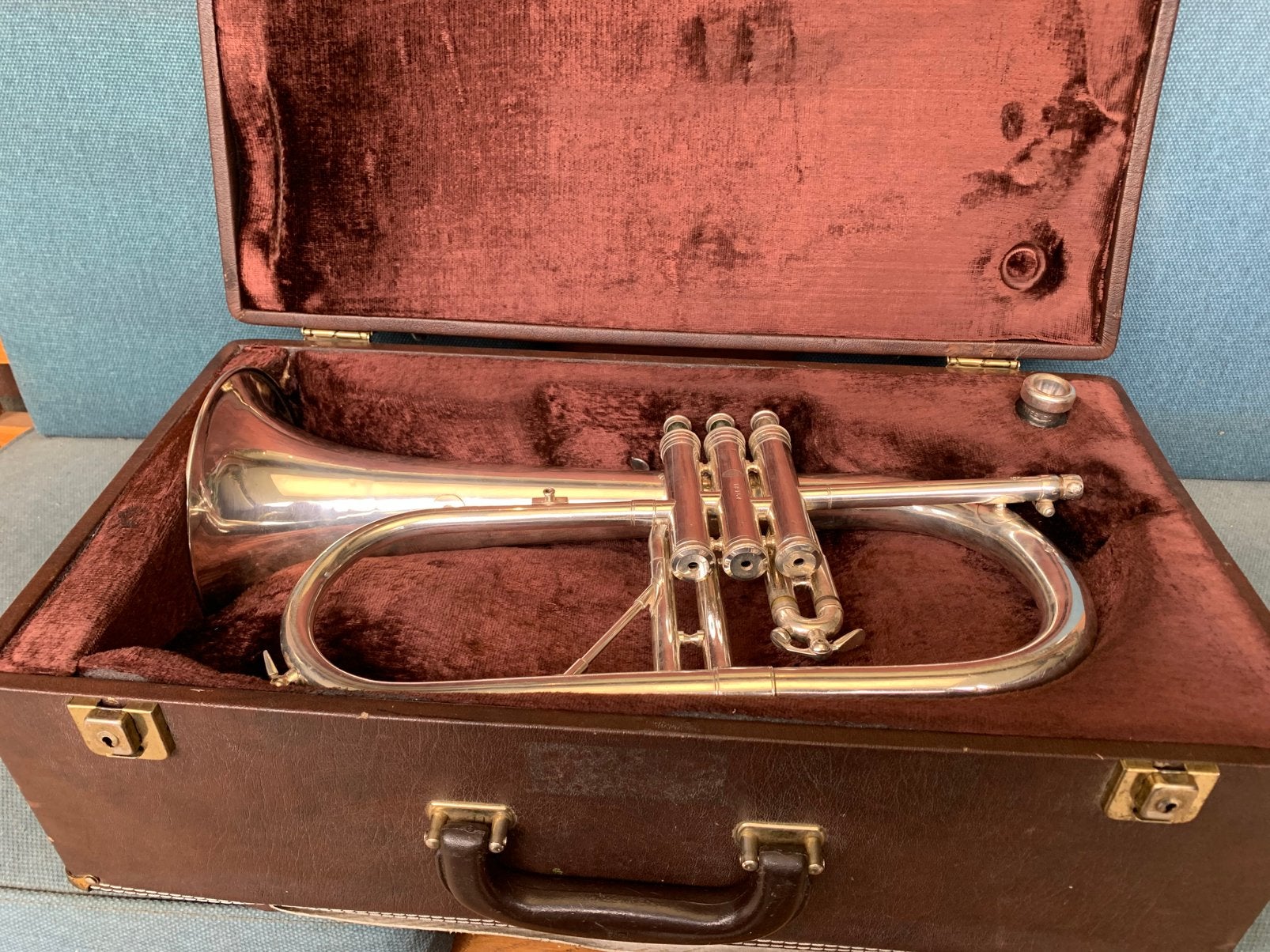 Bugel Antoine Courtois 157 verzilverd Bb, Muziek en Instrumenten, Ophalen of Verzenden, Zo goed als nieuw, Overige typen, Met koffer