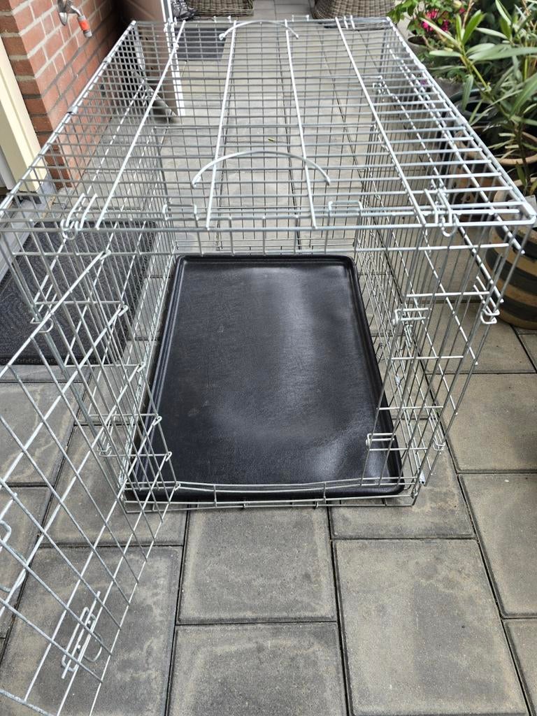 Grote bench, Dieren en Toebehoren, Hondenhokken, Ophalen, 65 tot 100 cm, Hondenhok, Zo goed als nieuw