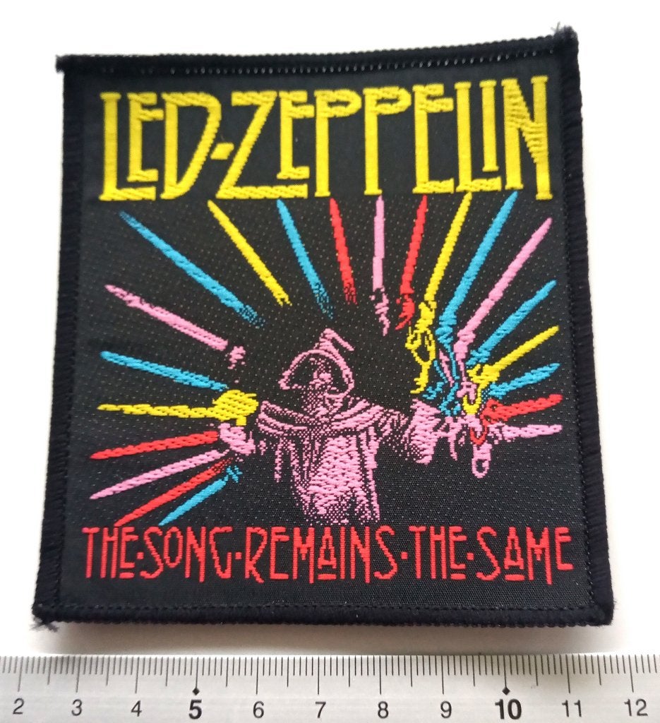 Led Zeppelin mooie vintage 1978 the song remains...patch 37, Verzamelen, Muziek, Artiesten en Beroemdheden, Ophalen of Verzenden