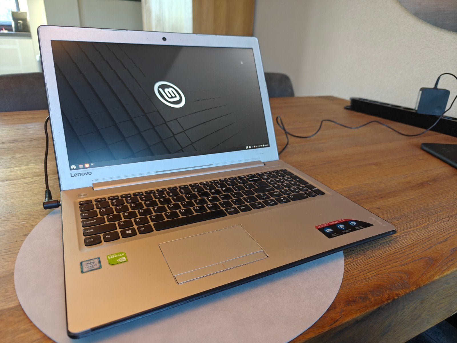 Lenovo Ideapad 510 - i5-6200U laptop, Computers en Software, Windows Laptops, Met videokaart, 2 tot 3 Ghz, 8 GB, Intel Core i5-6200U