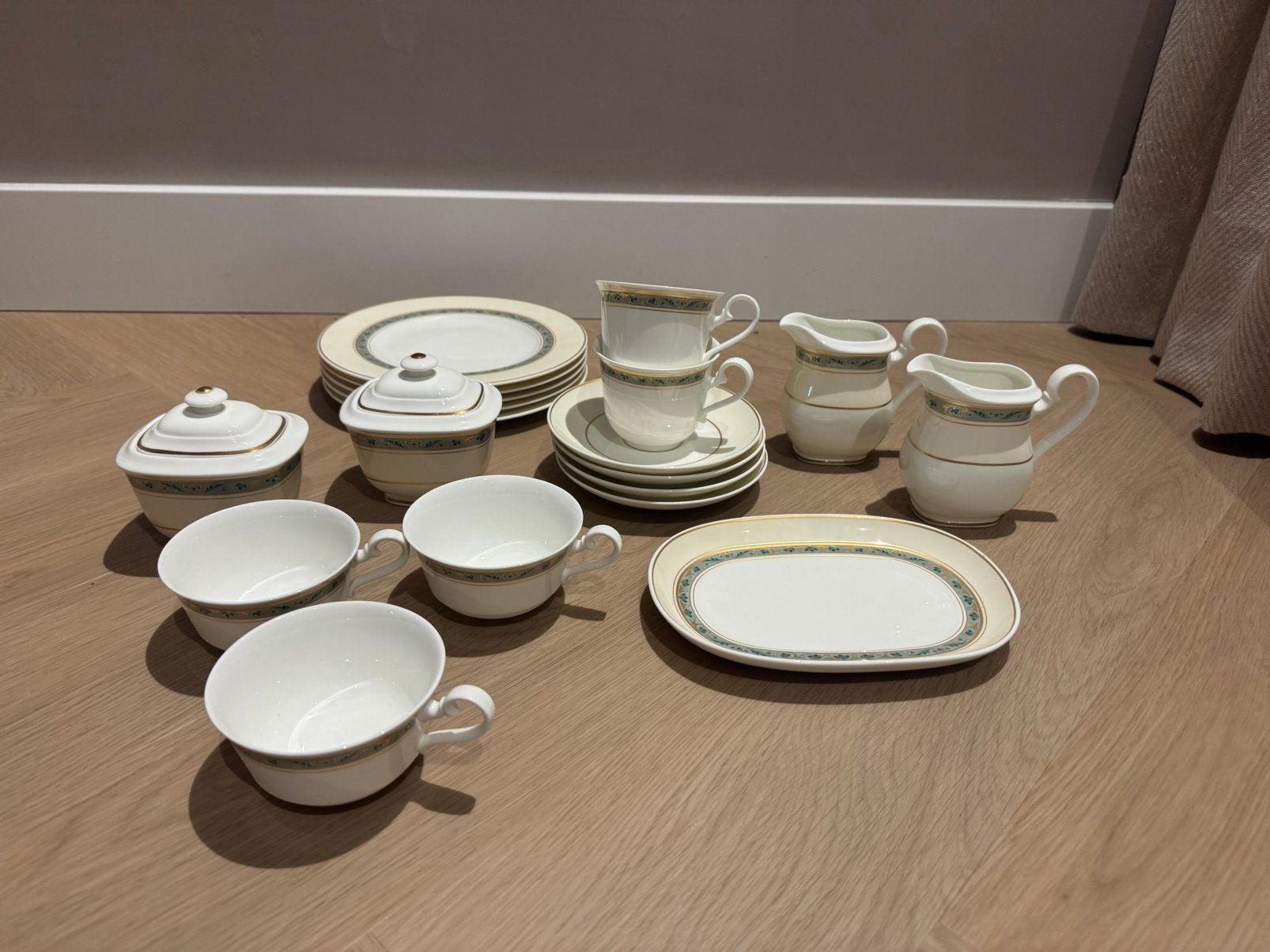 Heinrich Villeroy & Boch Villa Medici servies 19-delig, Antiek en Kunst, Ophalen