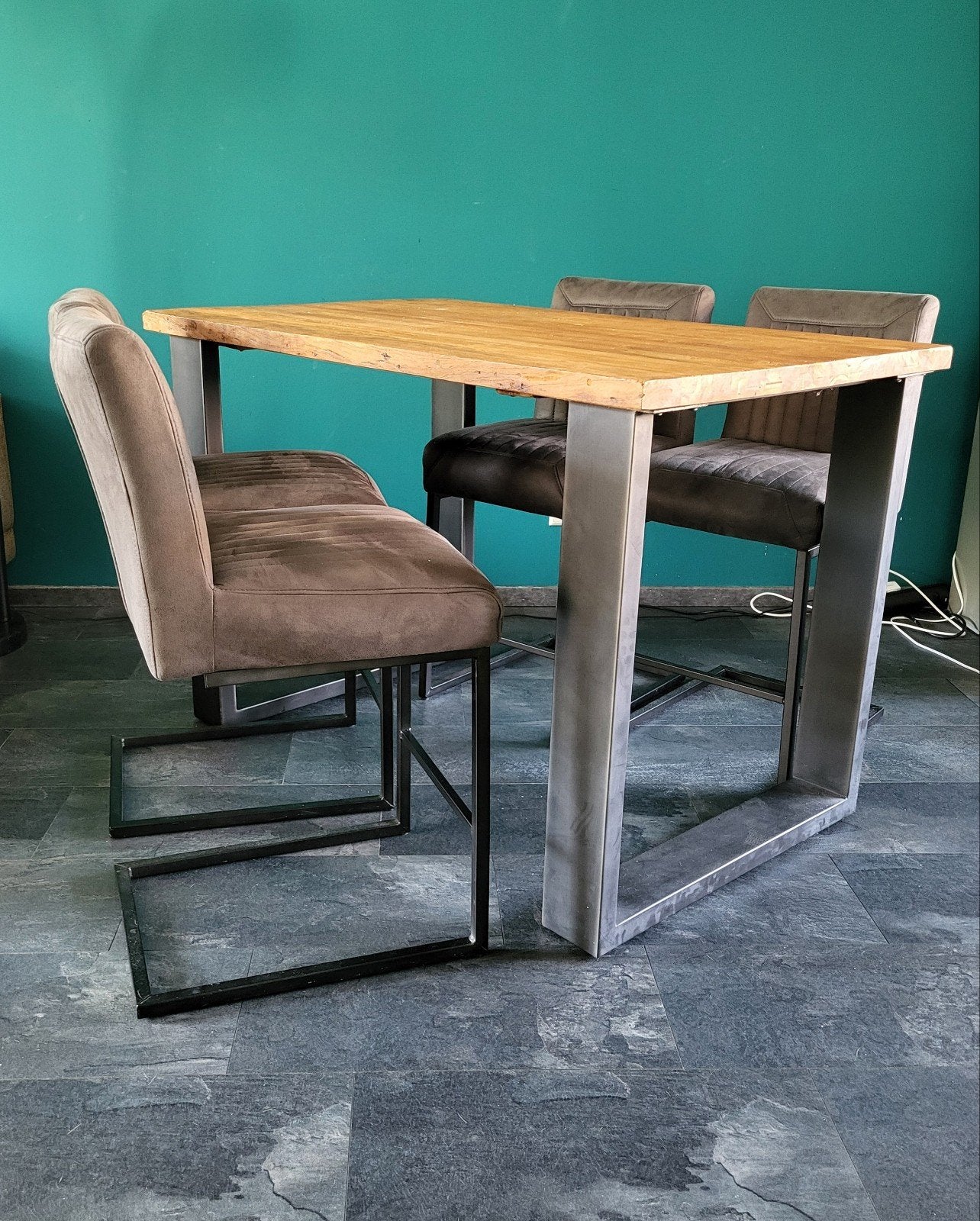 Romaro Bartafel(130x80) + 4 Parantino Barkrukken - teak, Ophalen