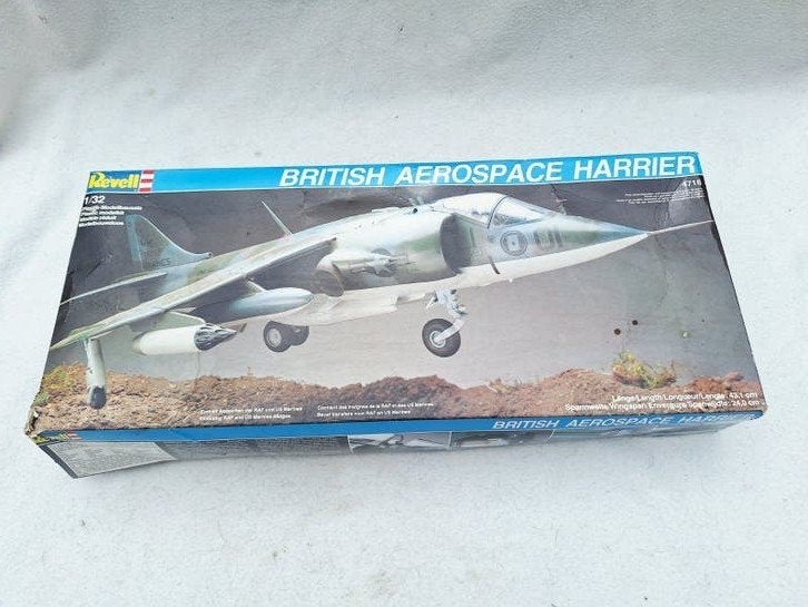 Revell British Aerospace Harrier 1:32 Modelbouwkit, Ophalen of Verzenden, Gebruikt, Groter dan 1:72, Revell