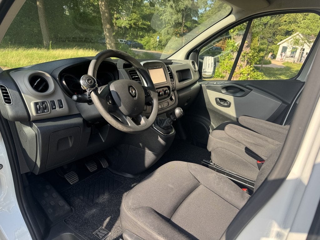 Renault Trafic 1.6 dCi T27 L1H1 AIRCO, RIJKLAAR (bj 2018), Voorwielaandrijving, Bluetooth, Gebruikt, Euro 6