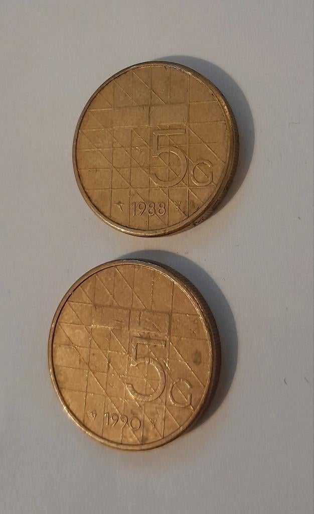 2 x 5 Gulden munten uit 1988 & 1990, Ophalen of Verzenden, Koningin Beatrix, 5 gulden, Losse munt