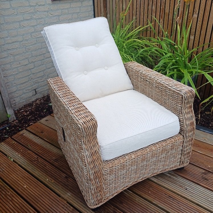 verstelbare wicker lounge fauteuil, Tuin en Terras, Tuinstoelen, Ophalen, Zo goed als nieuw, Wicker