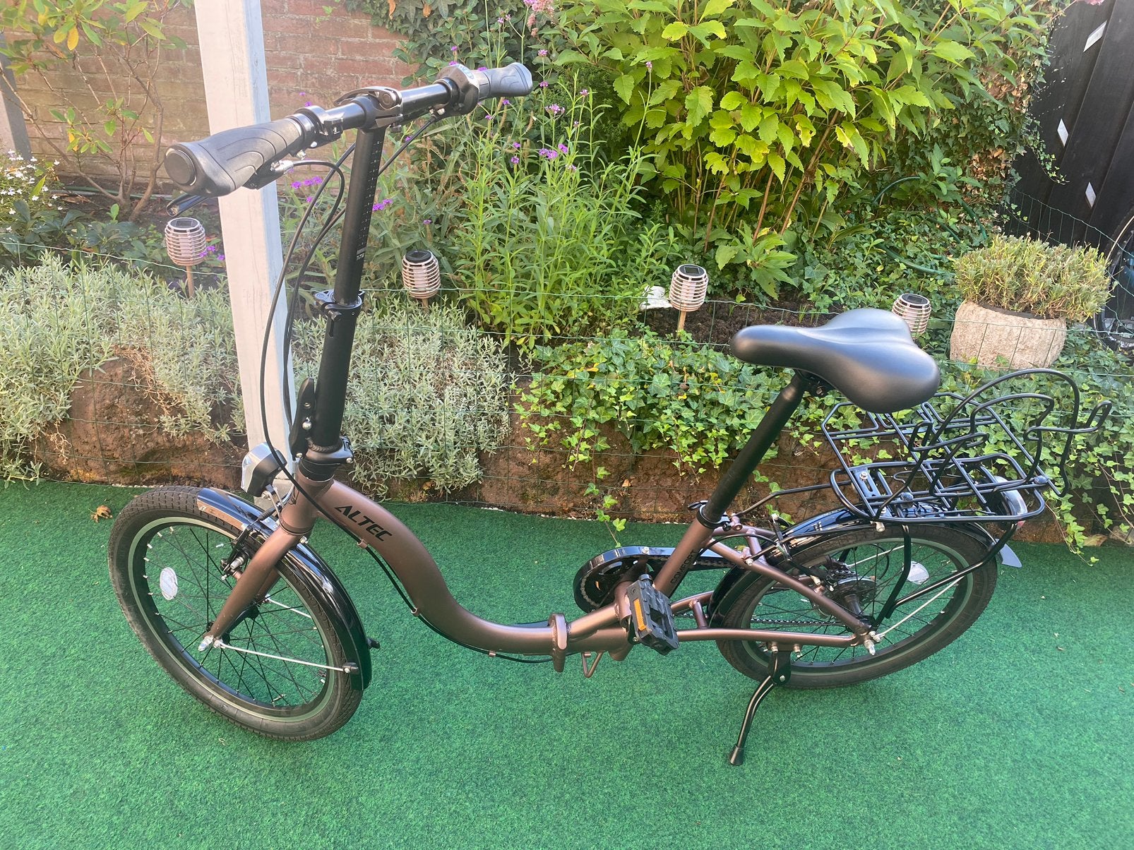 20inch bruine vouwfiets te koop met bagage rekje, 20 inch of meer, Versnellingen, Zo goed als nieuw, Totaal opvouwbaar