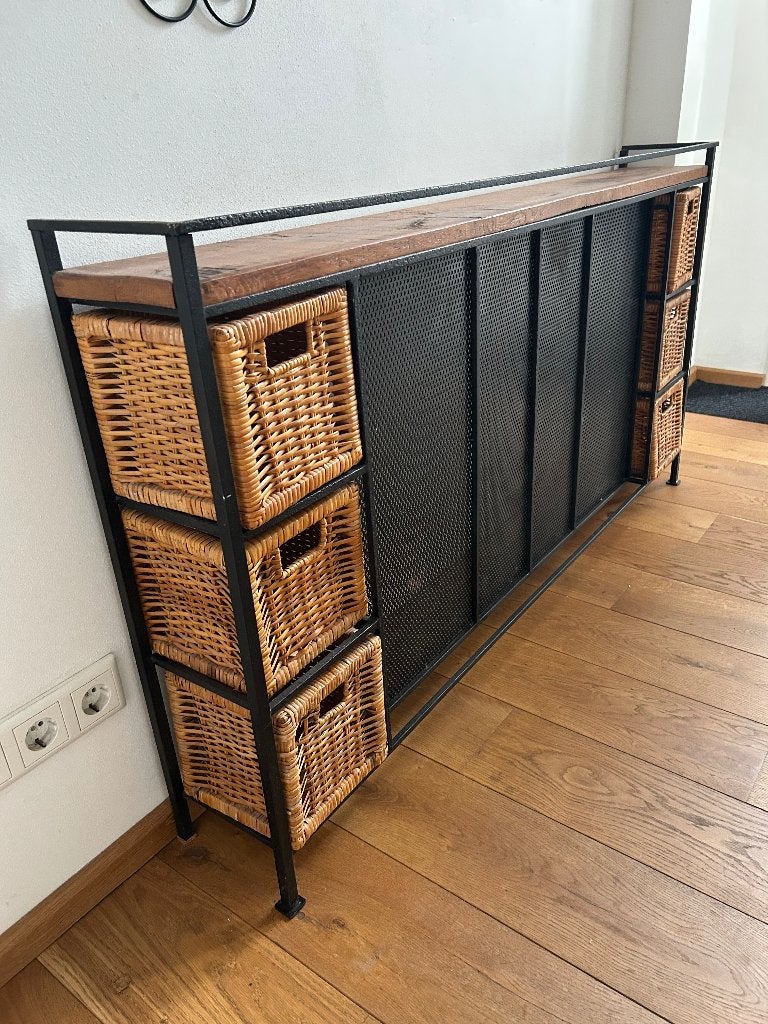 Industrieel wand kastje/radiator ombouw, Ophalen, Gebruikt, 150 tot 200 cm, Overige houtsoorten