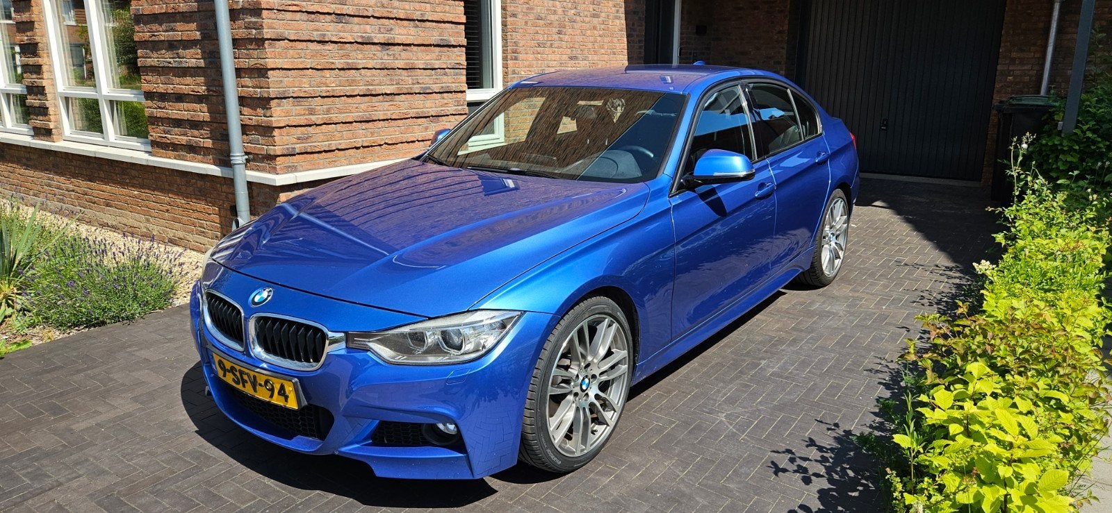 BMW 320i F30 M-Sport | Volledig M-pakket | NL auto |, Auto's, BMW, Achterwielaandrijving, Zwart, 4 cilinders, Blauw