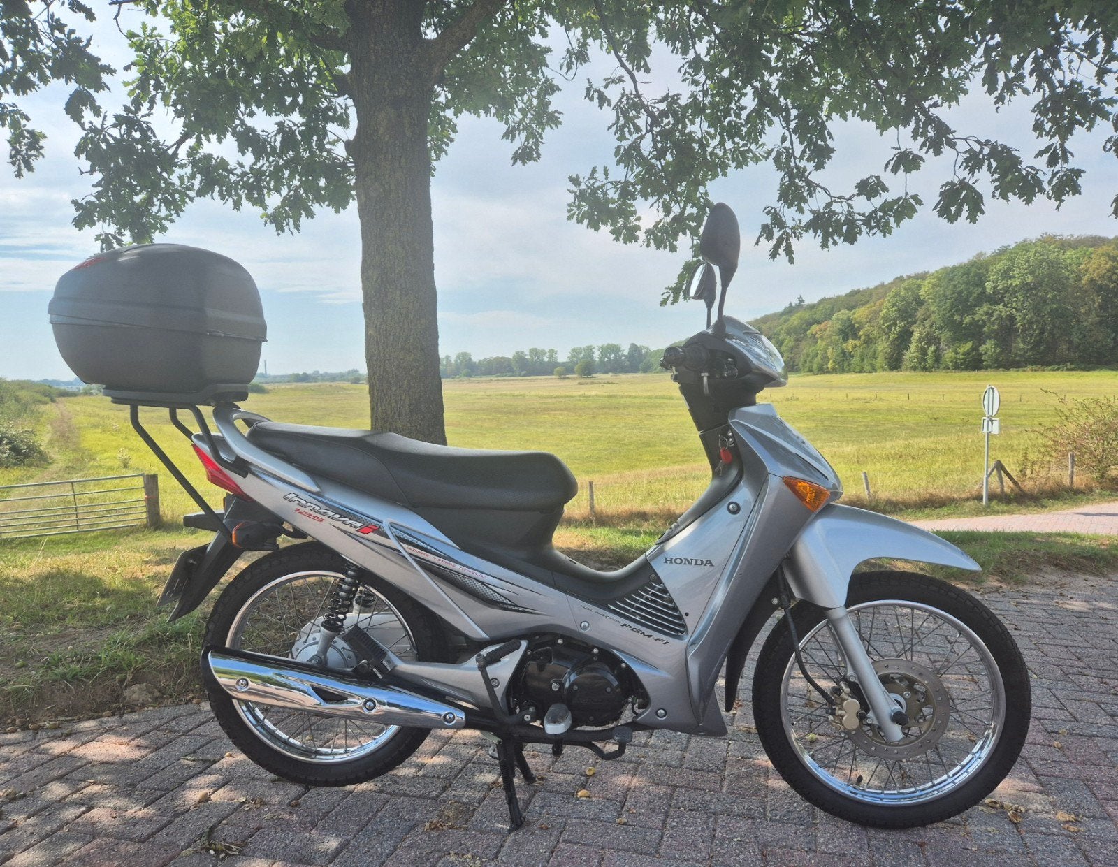 Honda Innova ANF 125 injectie bj 2008 zeer mooi, Motoren, Scooter, Gebruikt, Particulier, 125 cc