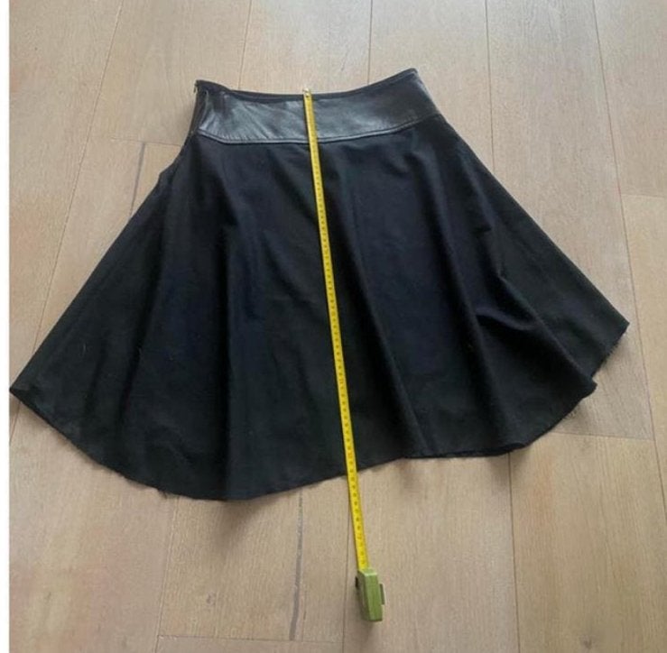 Kyuso rok wol nieuw M, Kleding | Dames, Maat 38/40 (M), Zwart, Nieuw, Ophalen of Verzenden