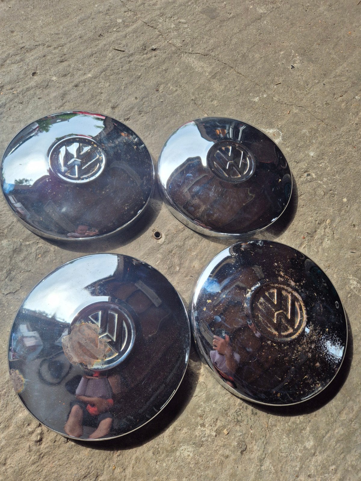 Set van 4 Volkswagen Kever / T2 wieldoppen - Gebruikt, Ophalen of Verzenden, Gebruikt