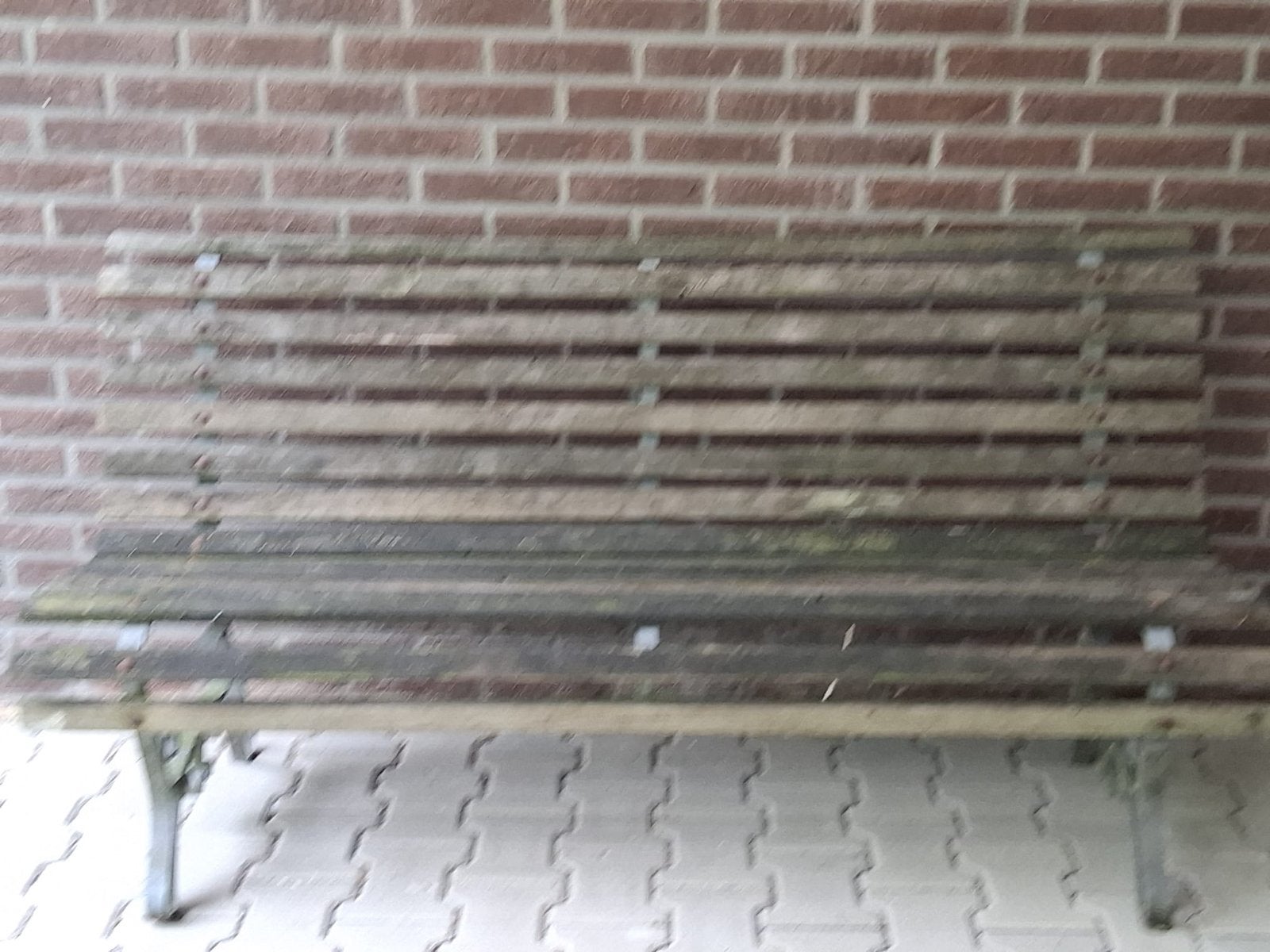 houten tuinbank met metalen onderstel, Ophalen, Gebruikt, Hout