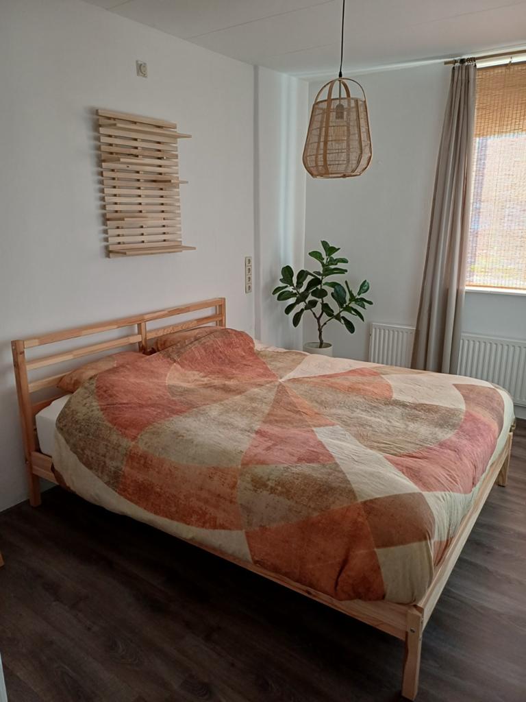 Houten tweepersoonsbed met lattenbodem model Tarva Ikea, Ophalen, Gebruikt, Modern, Scandinavisch, Beige