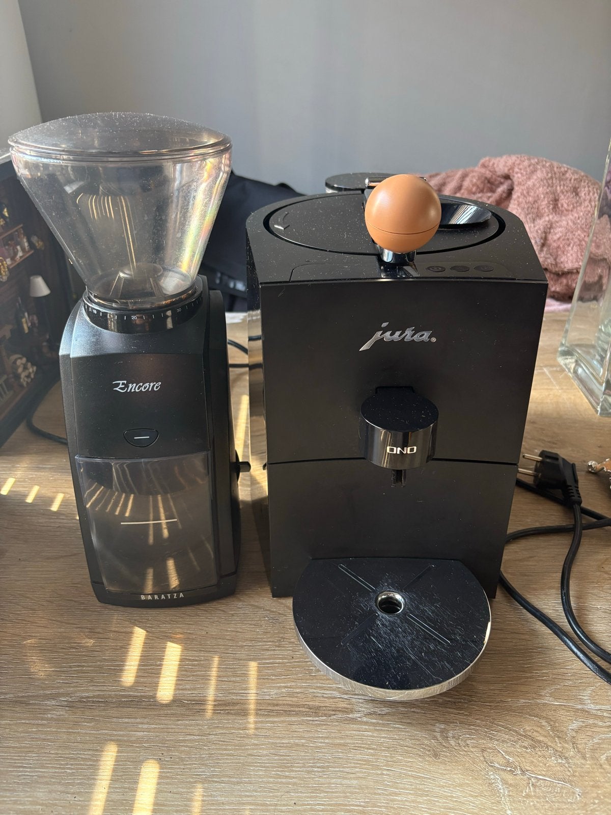 Jura ONO Koffiemachine & Baratza Encore Koffiemolen, Witgoed en Apparatuur, Koffiezetapparaten, Ophalen, Gebruikt, Koffiemachine
