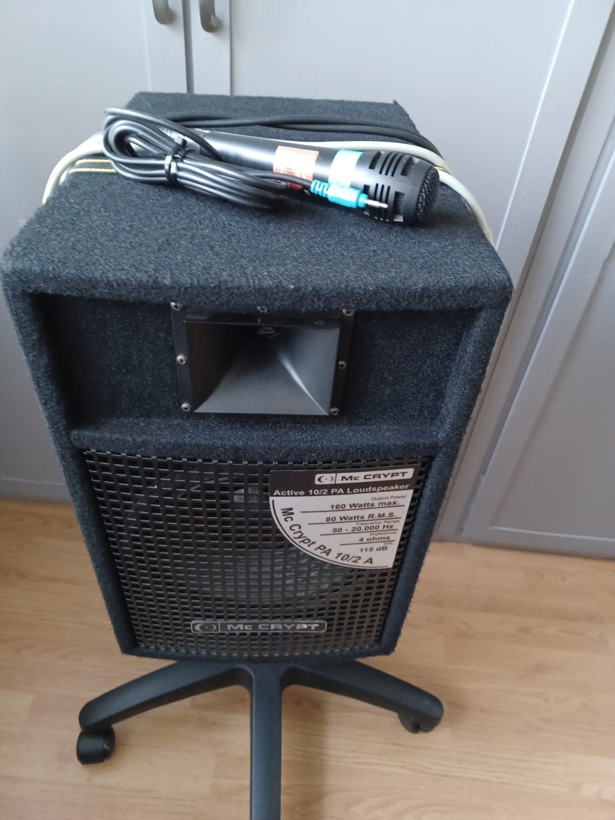 Mc Crypt PA 10/2 A Actieve PA Speaker + Microfoon & voetstuk, Ophalen, 120 watt of meer, Overige merken