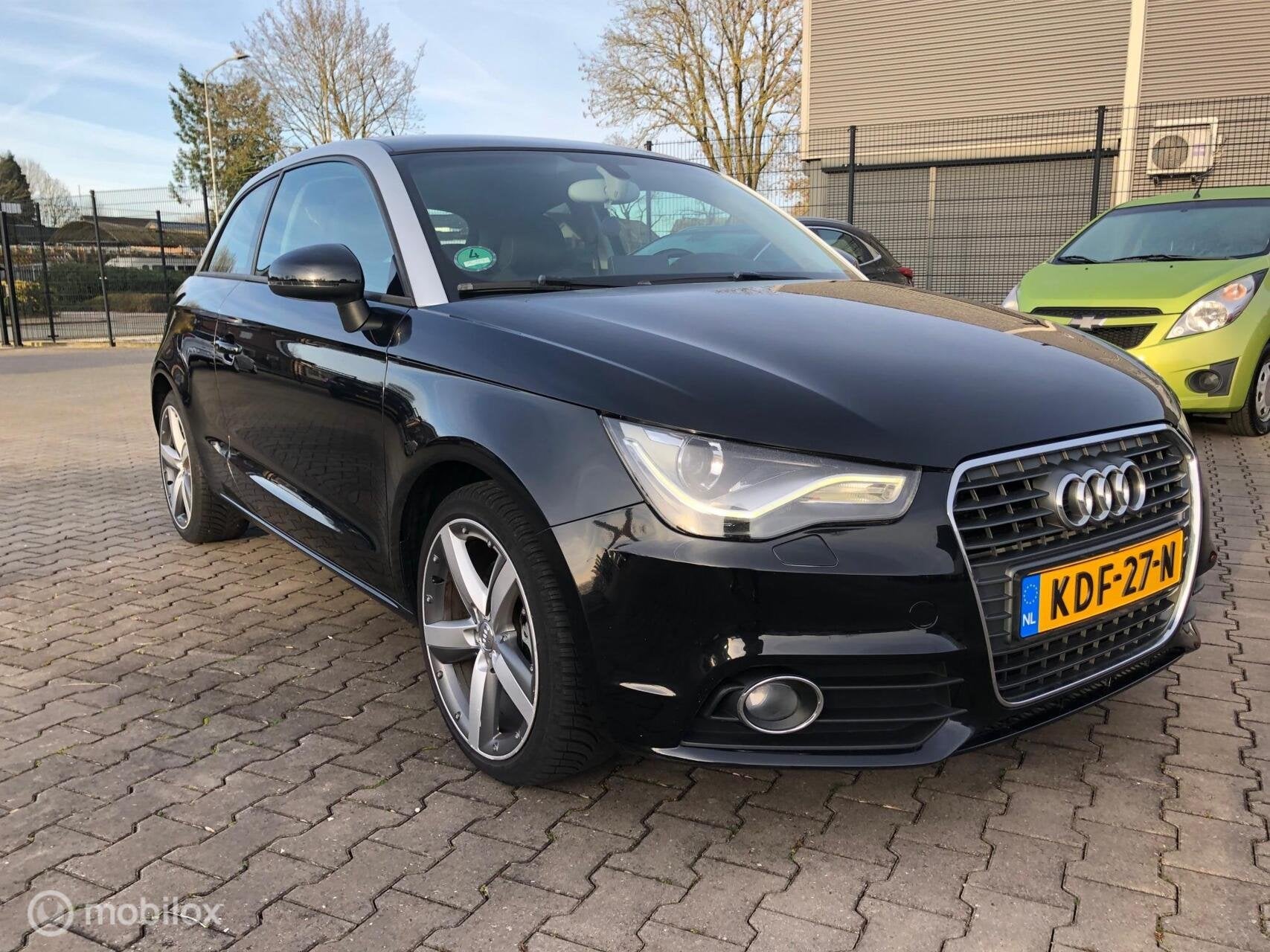 Audi A1 1.4 TFSI S-LINE AUTOMAAT VOll OPTIE,S, Euro 5, Zwart, 4 cilinders, Navigatiesysteem