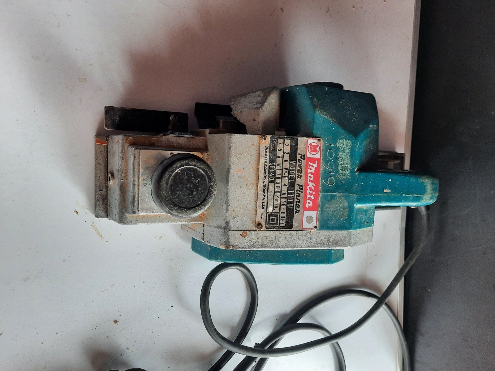 Makita grote schaaf 750W schaamachine schafrees Goede messen, Ophalen of Verzenden