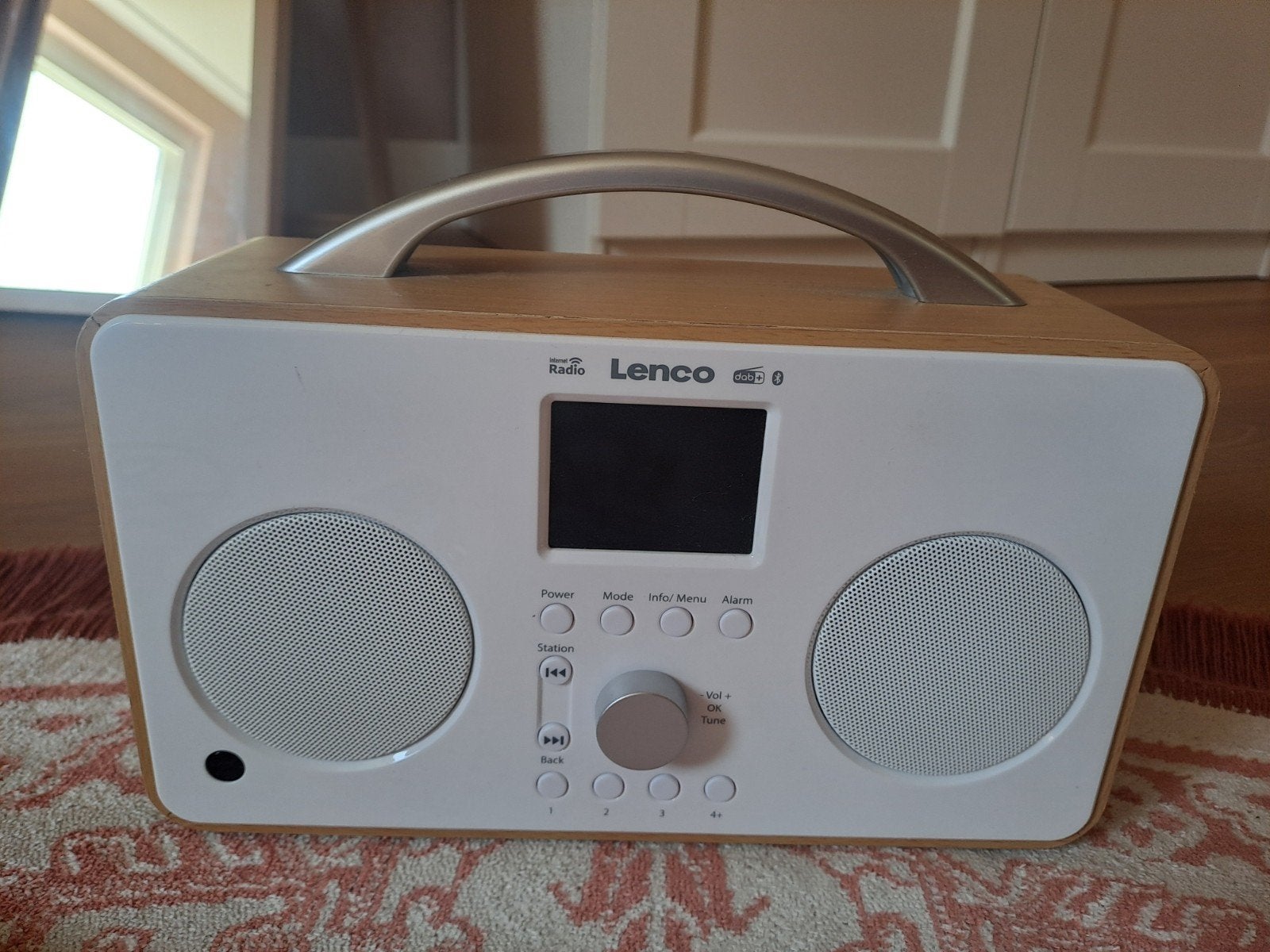 Lenco DAB+ Radio+Bluetooth met afstandsbediening en oplader, Ophalen, Gebruikt, Radio
