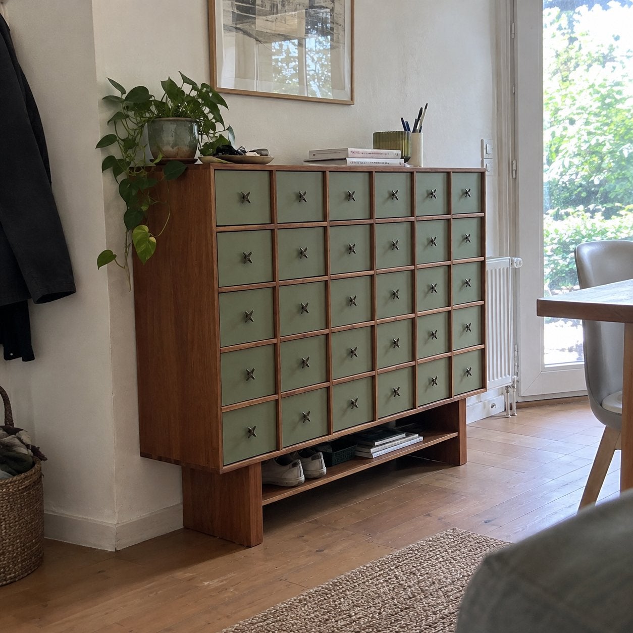 Vintage apothekerskast