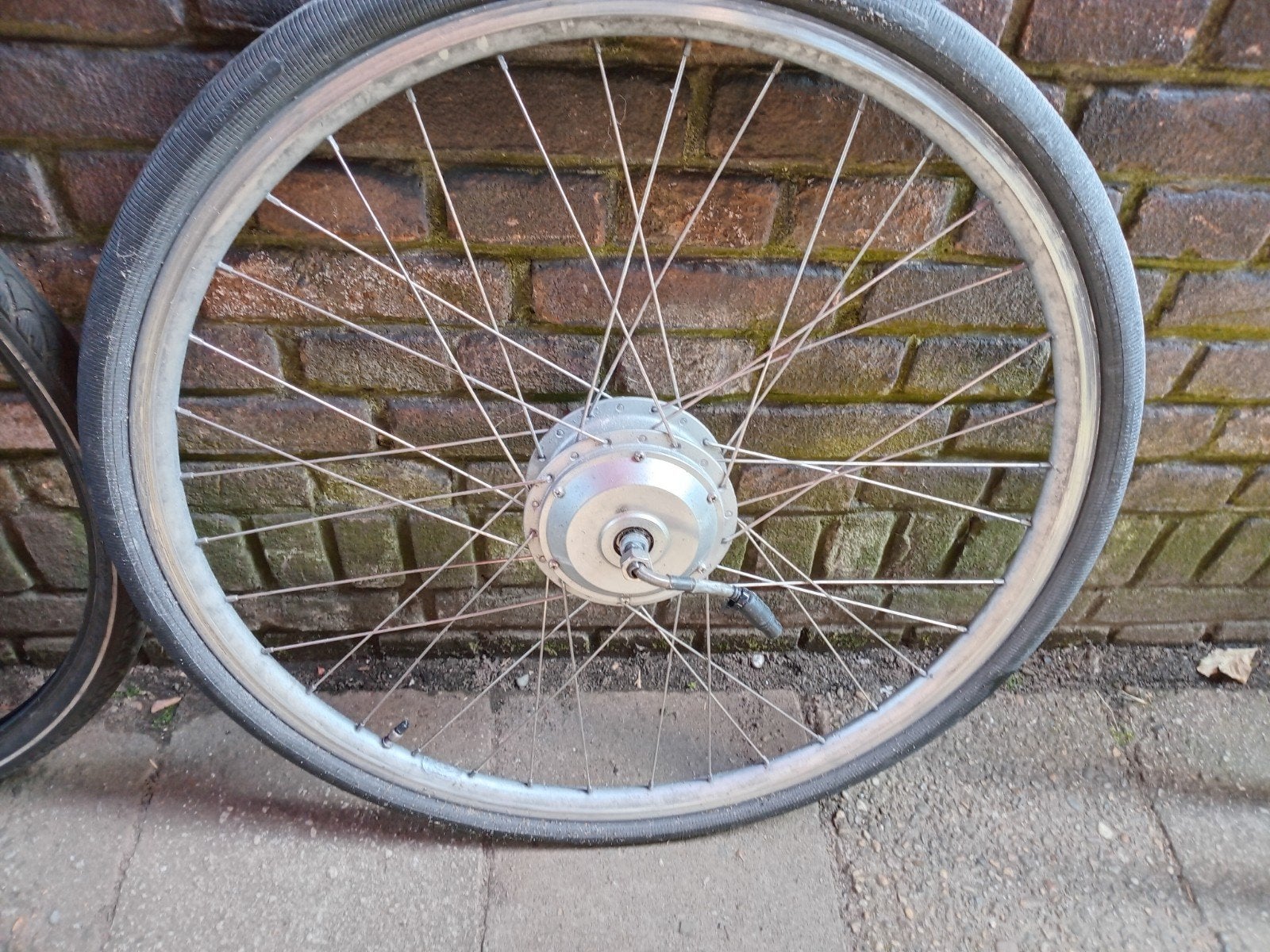 voorwiel motor 25 volt 250 watt, Gebruikt, Motor, Aluminium, Ophalen