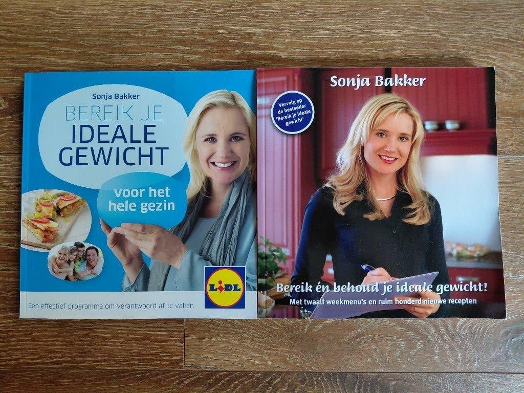 2 Sonja Bakker kookboeken, Boeken, Ophalen of Verzenden, Zo goed als nieuw, Dieet en Voeding, Sonja Bakker