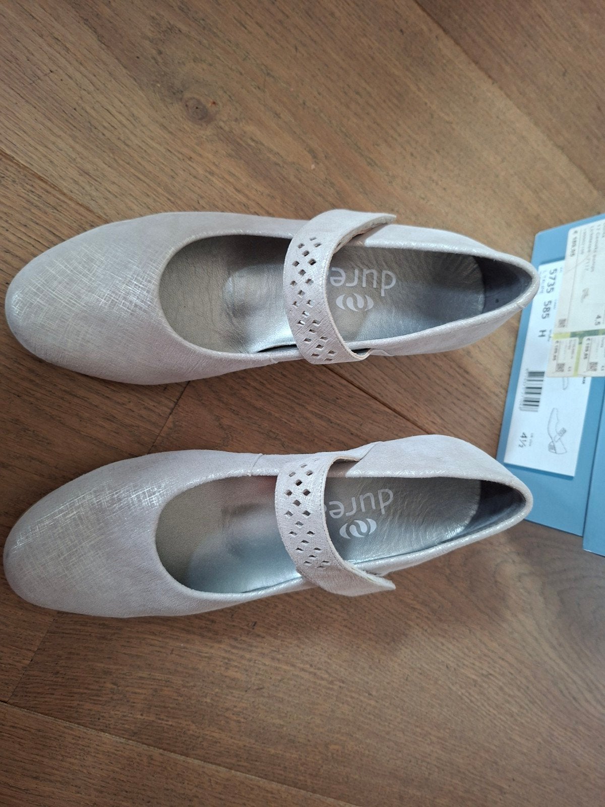 Durea dames schoenen met kleine hak - Zo goed als nieuw, Durea, Ophalen of Verzenden, Zo goed als nieuw, Instappers