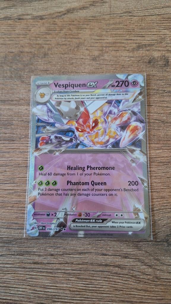 Vespiquen EX Pokémon Kaart met Sleeve - Zeldzaam!, Ophalen of Verzenden, Nieuw, Losse kaart, Foil