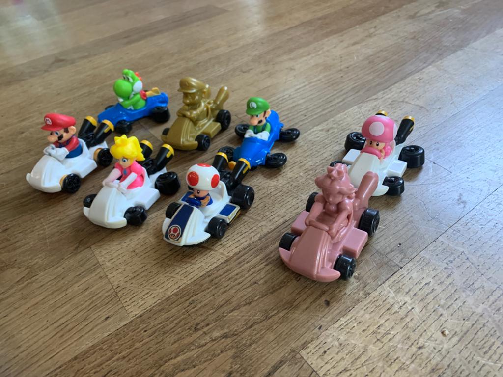 8 Mario kart auto’s McDonalds, Ophalen of Verzenden, Zo goed als nieuw